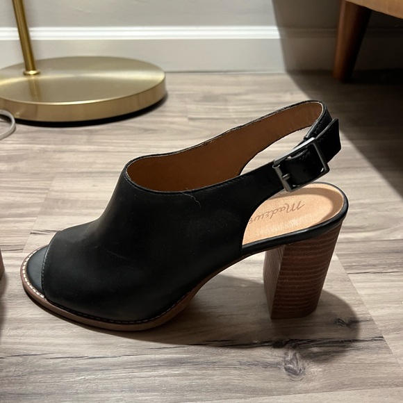 Madewell Shoes - Madewell black leather peep toe block heel